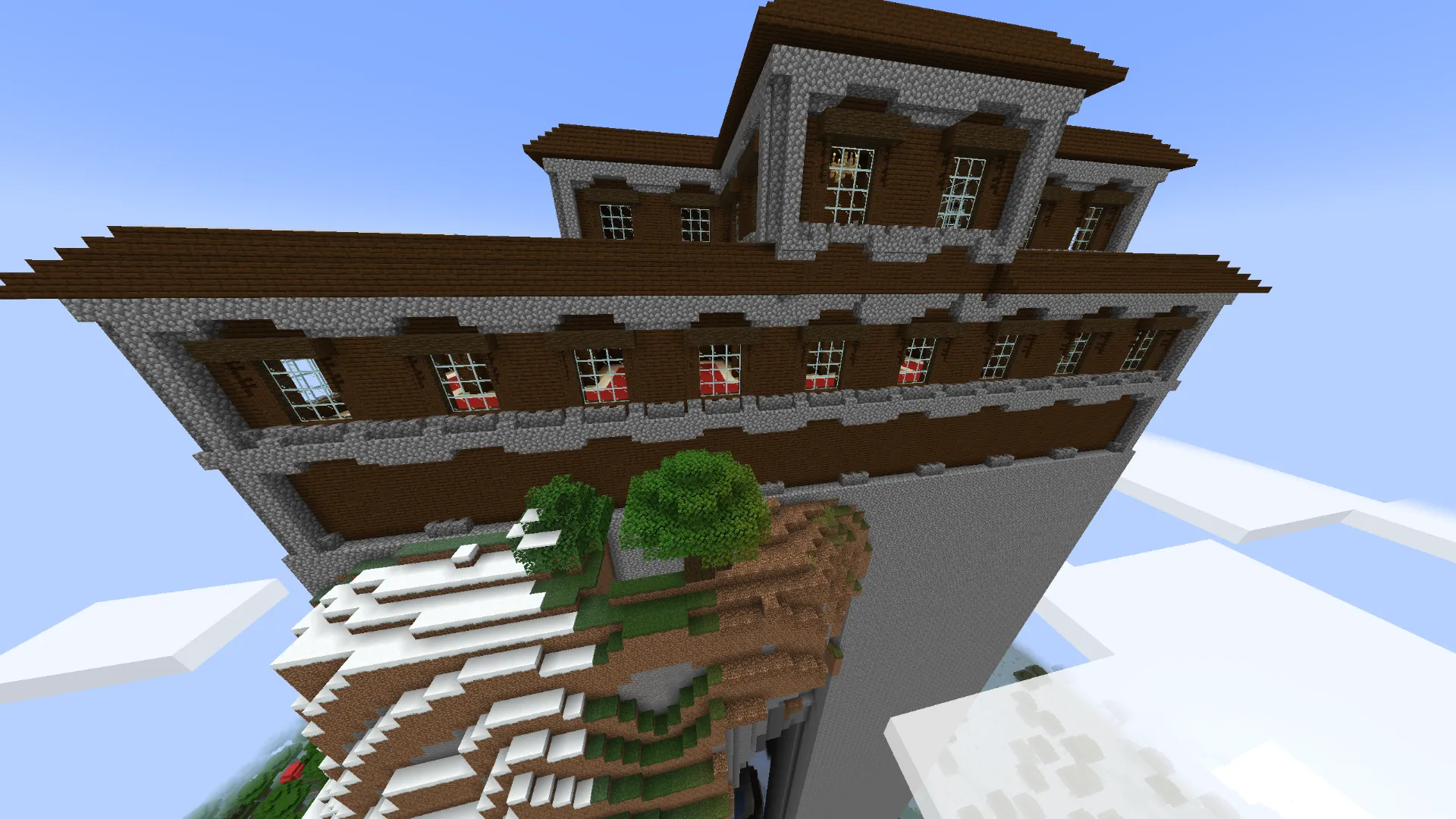 山の頂上に建つ森の洋館の全景|絶景が楽しめる神シード